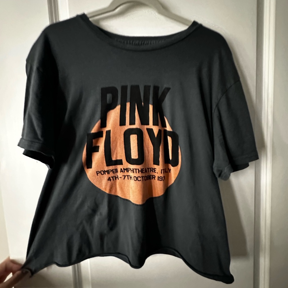 Pink Floyd Graphic Women's T-Shirt - Black crop top! Extra soft!